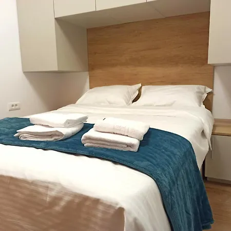 Stylish, Modern 2 Flat With Panoramic View, Near Presidential Palace