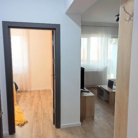 Stylish, Modern 2 Flat With Panoramic View, Near Presidential Palace Apartment